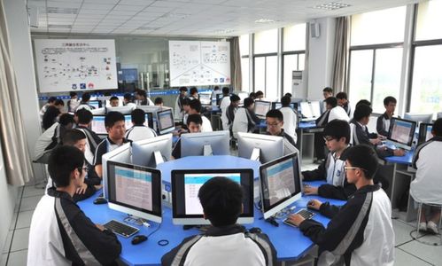誰說?？粕鷽]出息，只是沒選對專業而已，學這4個專業不愁沒發展